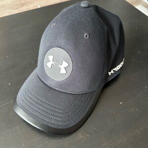 NWOT Under Armour Black Golf Hat